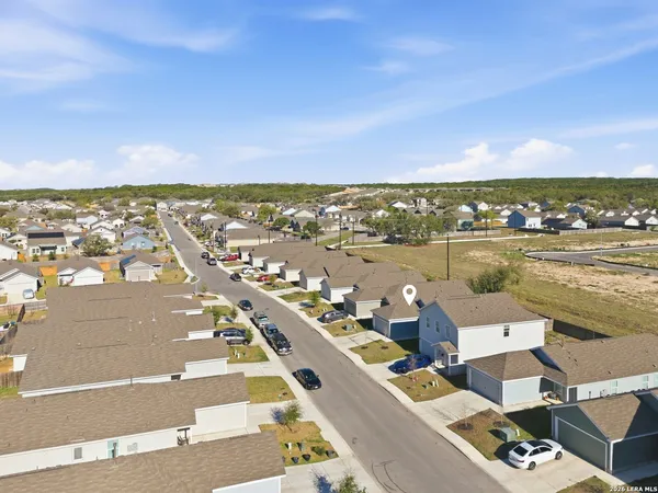 $1,695 | 14643 Greenfield, San Antonio, TX 78254