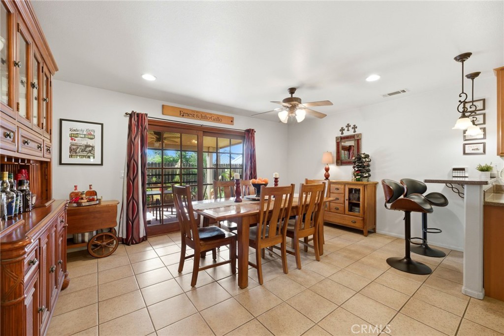 5556 Hardwick Riverside, CA 92504 - Photo 11 of 54
