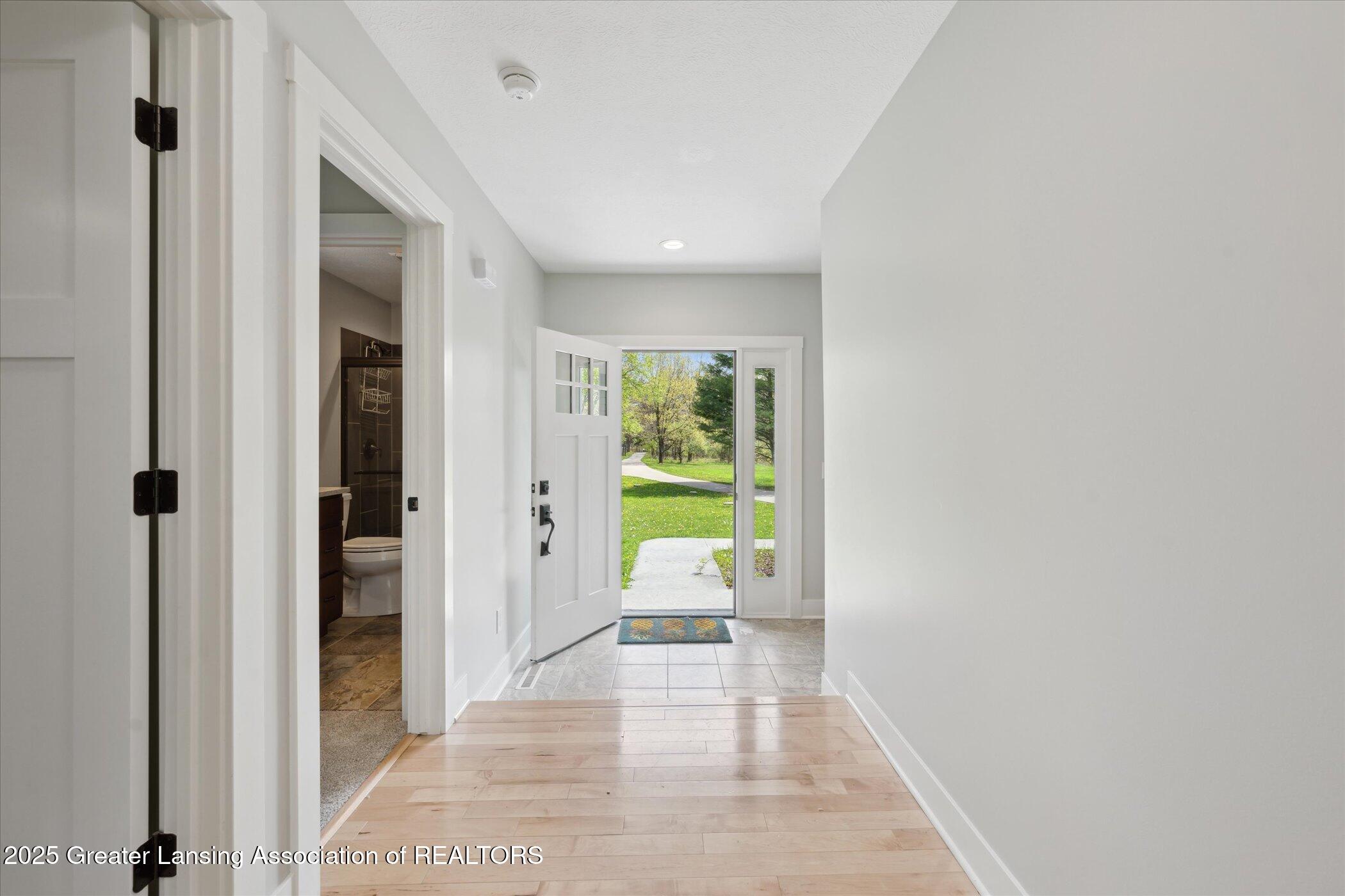 07-263-E-Sherwood-Rd-Williamston-MI-4889