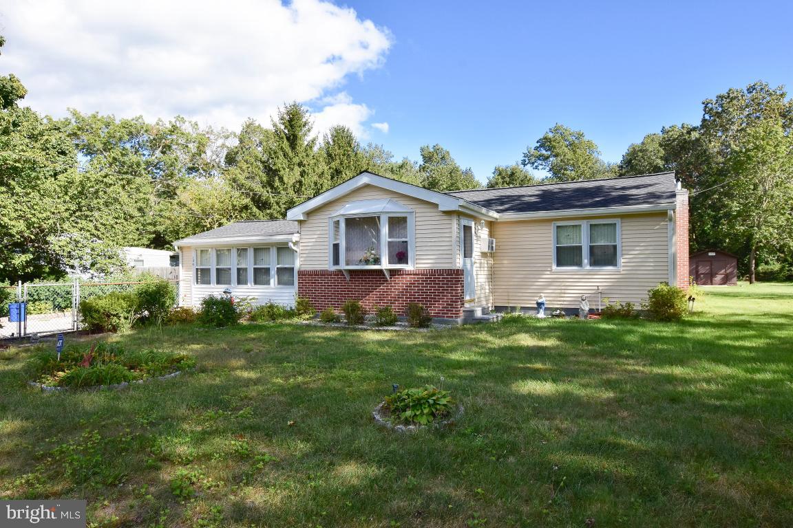 136 Colin Road Williamstown, NJ 08094 - Photo 1 of 24 Gallery Image 1