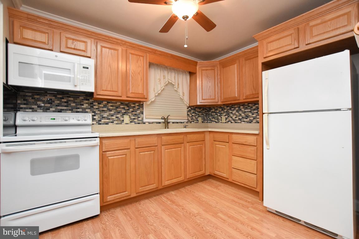 136 Colin Road Williamstown, NJ 08094 - Photo 2 of 24 Gallery Image 2