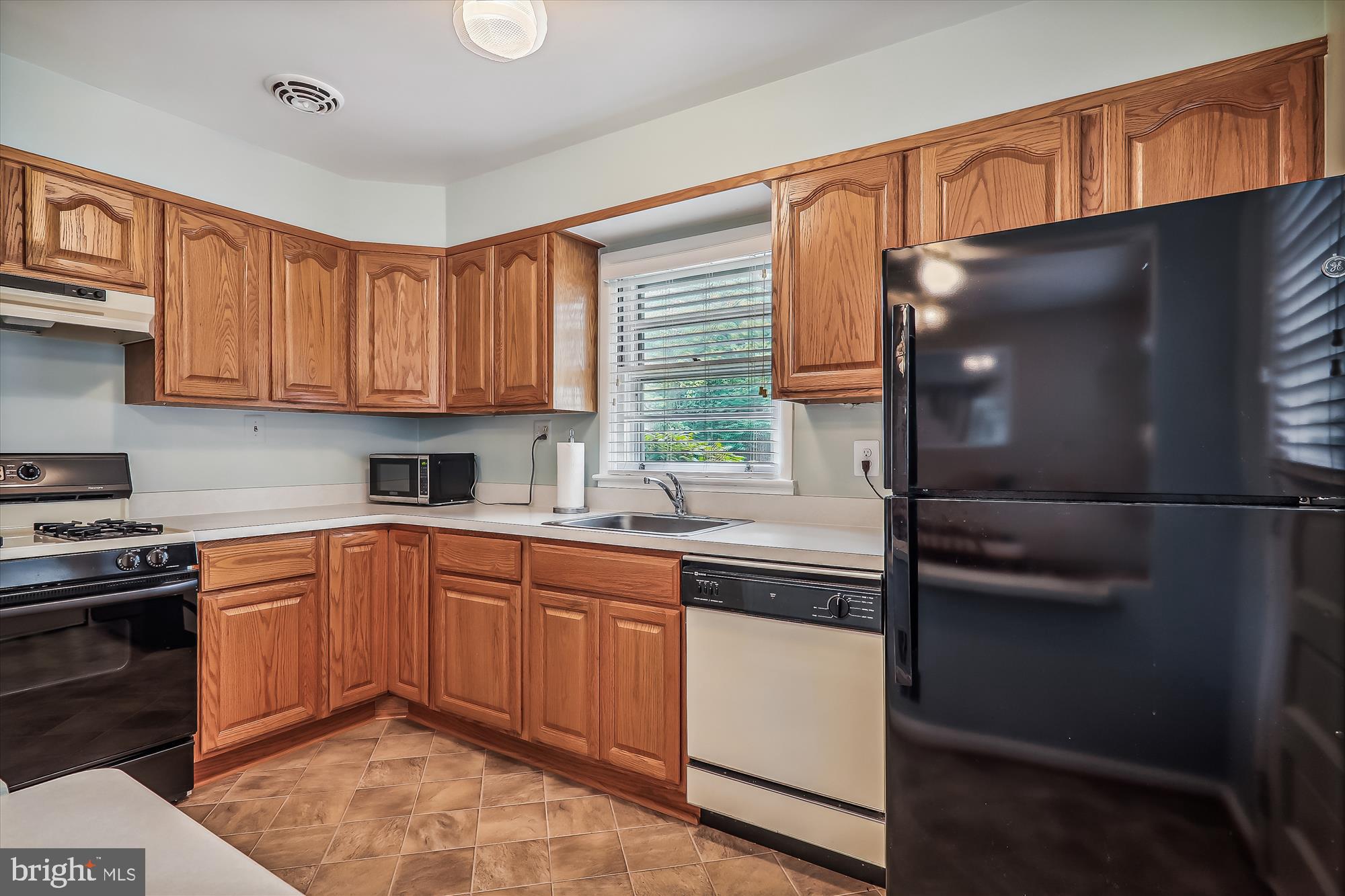 3905 Adams Drive Silver Spring, MD 20902 - Photo 26 of 52 Kitchen