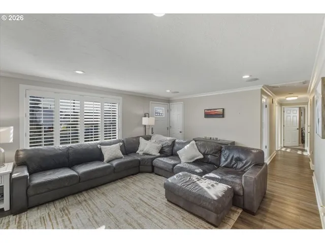 $649,900 | 931 Orchard Street North, Keizer, OR 97303