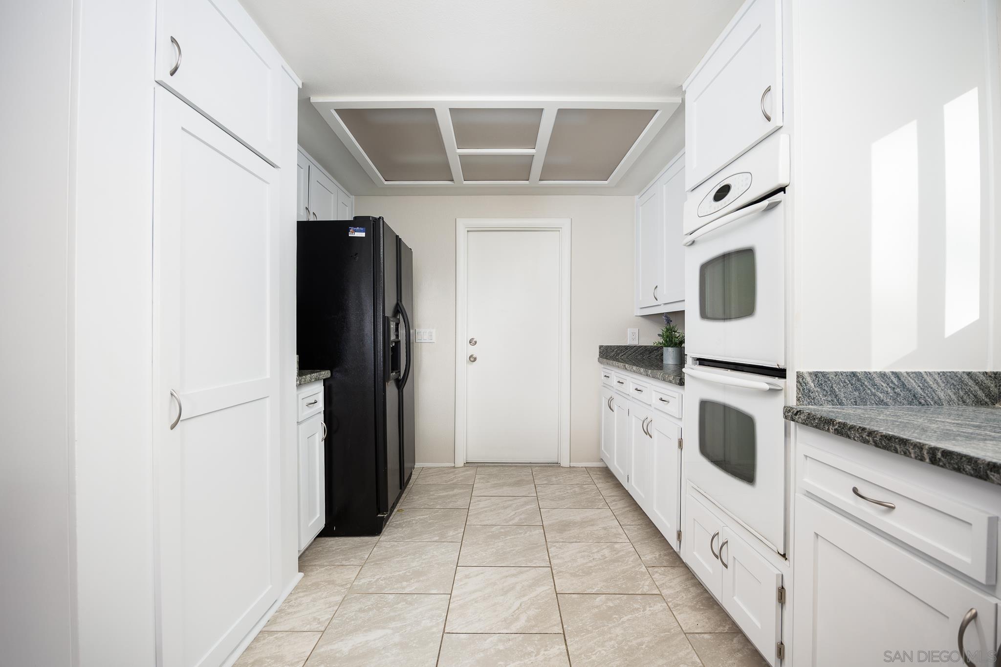 3257 Cristobal Way Spring Valley, CA 91977 - Photo 12 of 39 Gallery Image 12