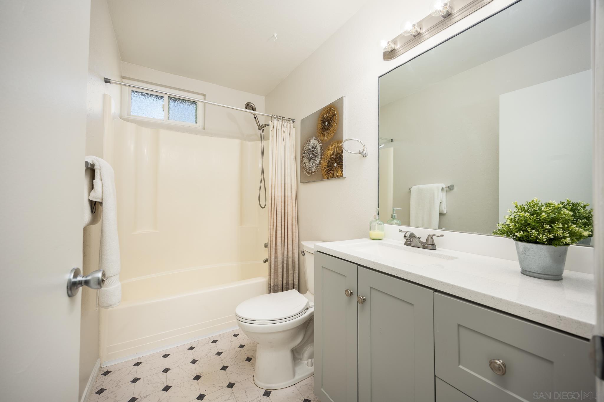 3257 Cristobal Way Spring Valley, CA 91977 - Photo 21 of 39 Gallery Image 21