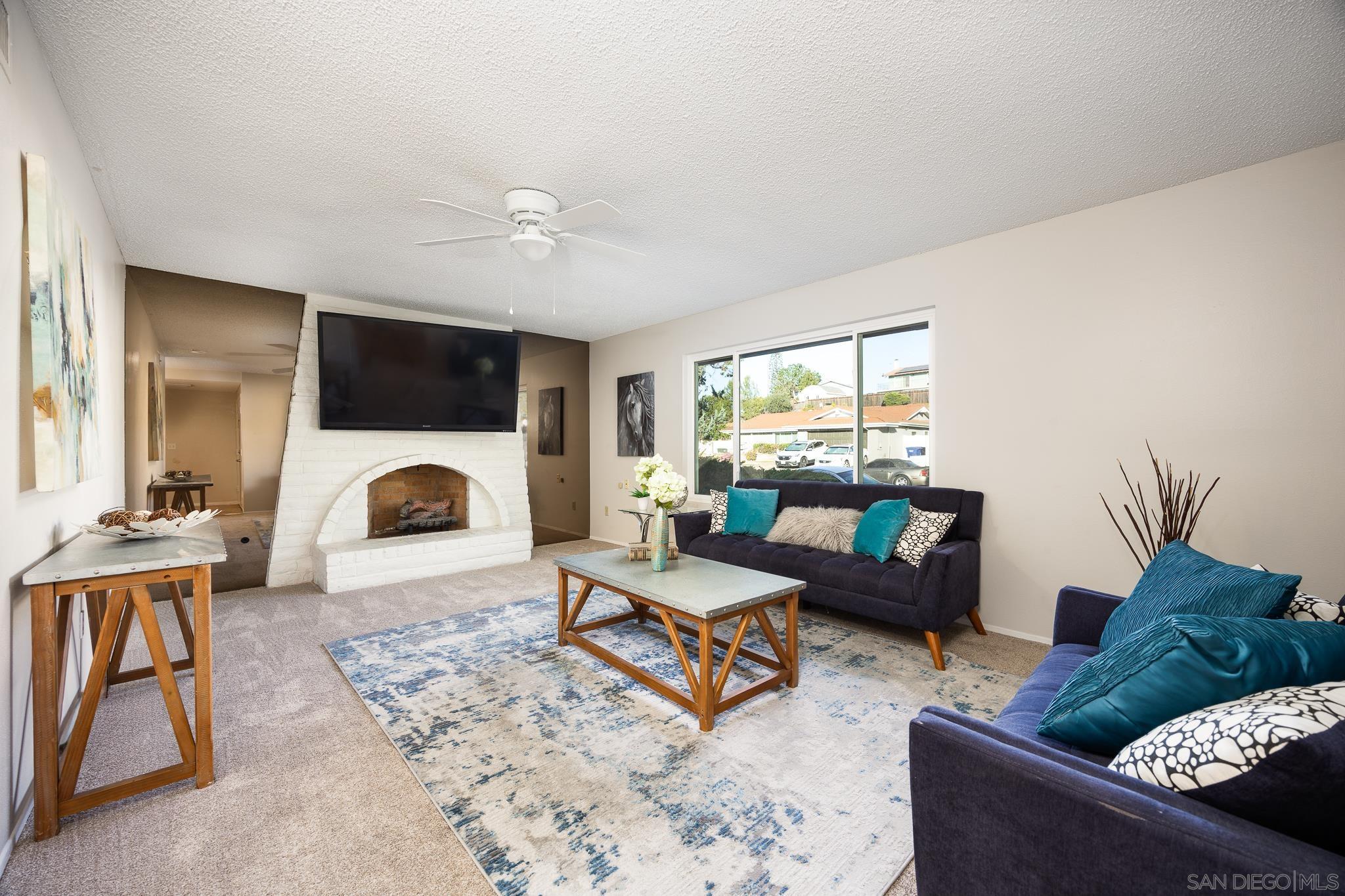 3257 Cristobal Way Spring Valley, CA 91977 - Photo 5 of 39 Gallery Image 5