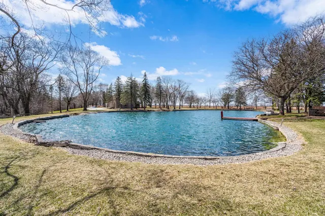 $2,500,000 | 3687 Lost Dauphin Road, De Pere, WI 54115