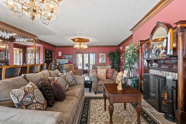 $2,500,000 | 3687 Lost Dauphin Road, De Pere, WI 54115