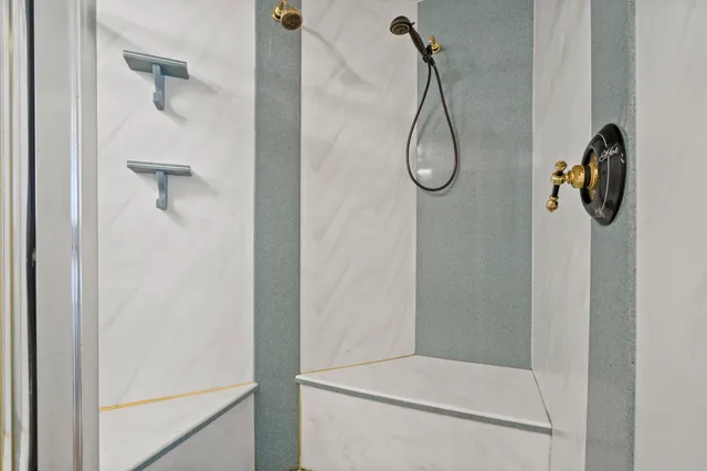 $2,500,000 | 3687 Lost Dauphin Road, De Pere, WI 54115