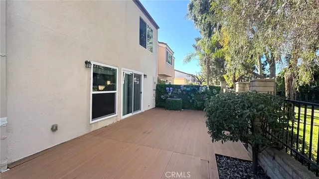 a view of entryway of house