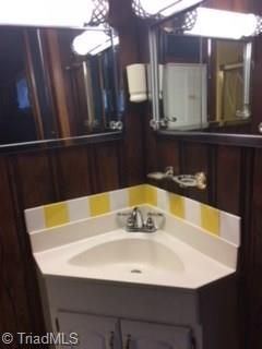 5085 Mt Zion Road Ferguson, NC 28624 - Photo 28 of 44 Gallery Image 28