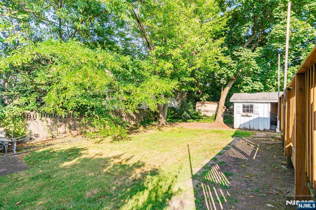42 Meadow Lane Bloomfield, NJ 07003 - Photo 31 of 37 a view of back yard of the house