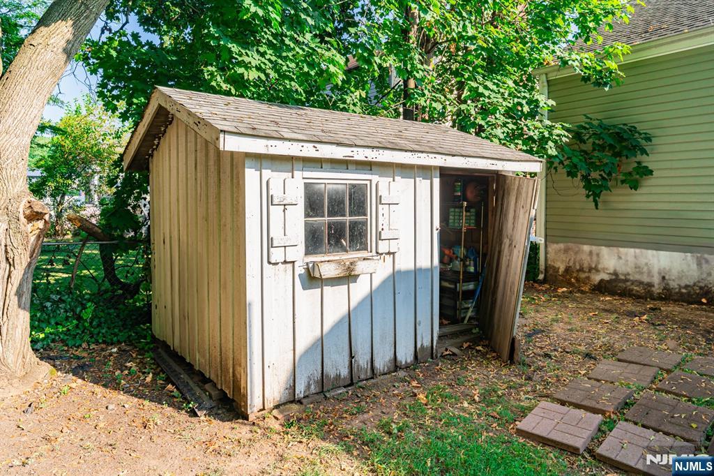 42 Meadow Lane Bloomfield, NJ 07003 - Photo 36 of 37 a view of a house with a yard