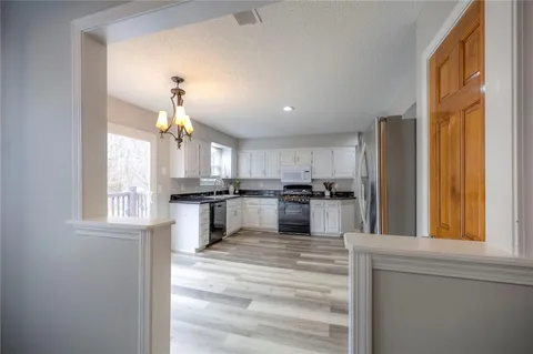 $389,900 | 7745 West 154th Terrace, Overland Park, KS 66223