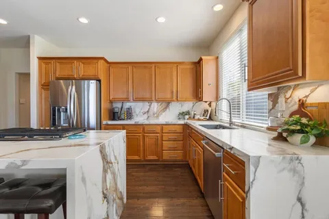 $2,049,000 | 2152 Rocky Point Way, San Marcos, CA 92078