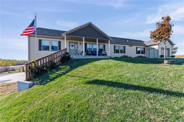 $499,000 | 27455 Stephanie Lane, Weston, MO 64098