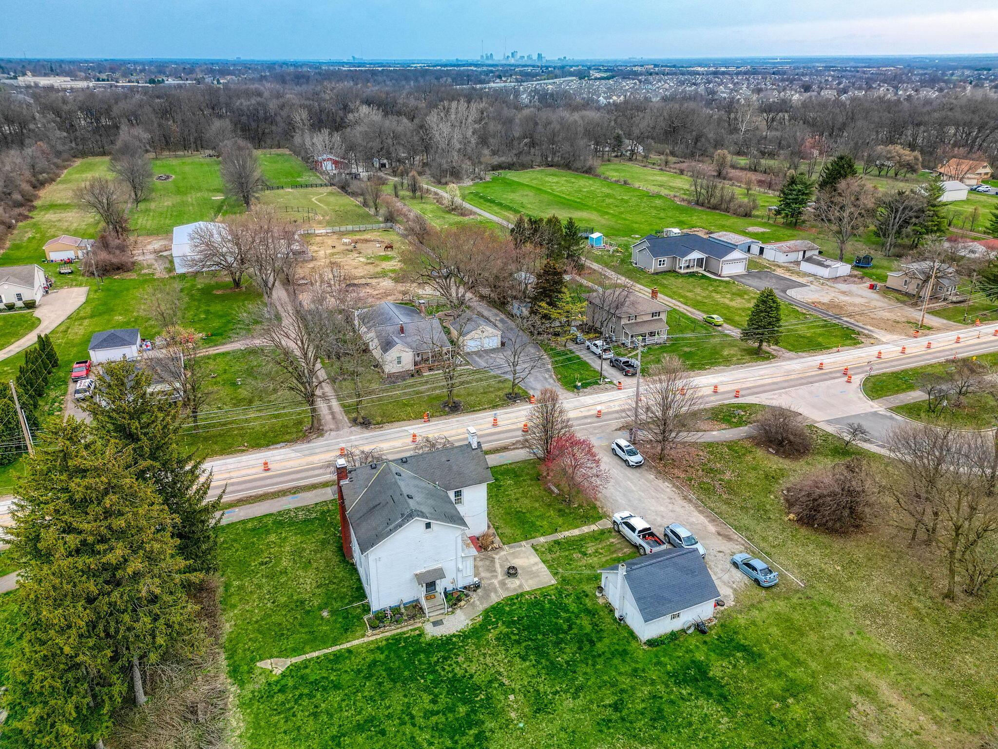 2371 Holton Road Grove City, OH 43123 - Photo 5 of 62 2629 Holton Rd (25)