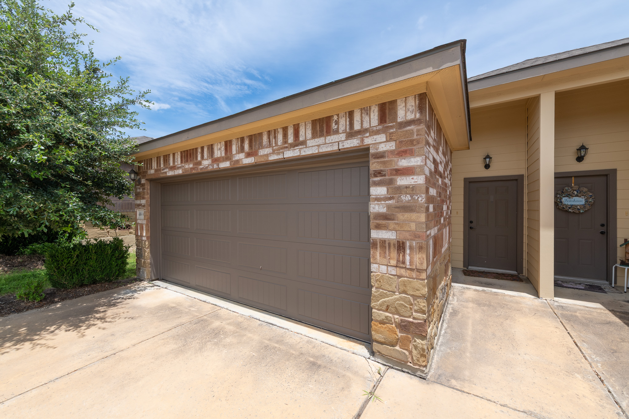 436 Jack Rabbit Lane Buda, TX 78610 - Photo 5 of 39 Gallery Image 5