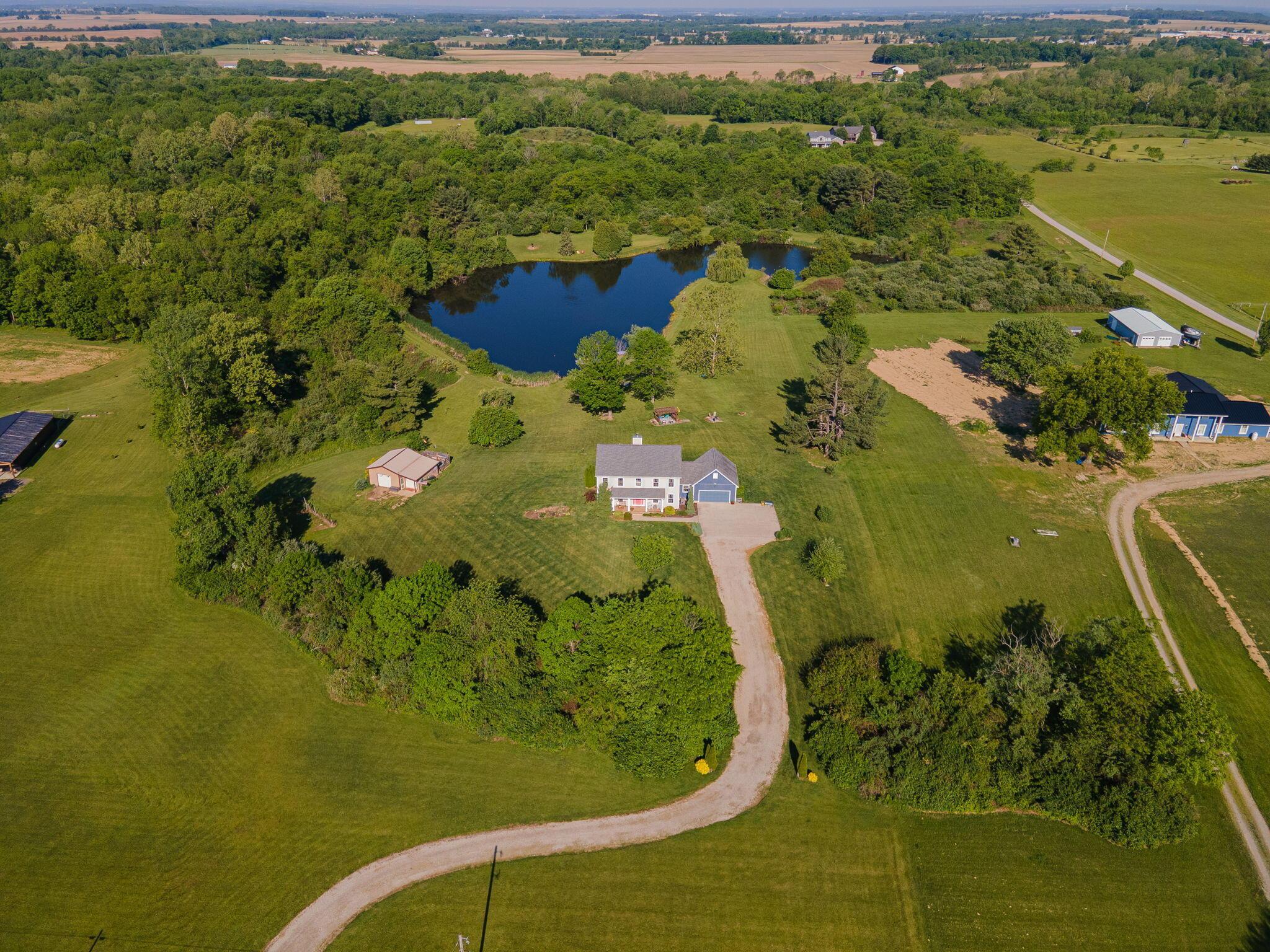 25885 Shoemaker Road Circleville, OH 43113 - Photo 33 of 48 Aerial View