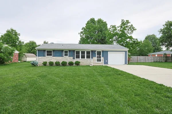 $219,900 | 7419 Willow Drive, Blanchester, OH 45107