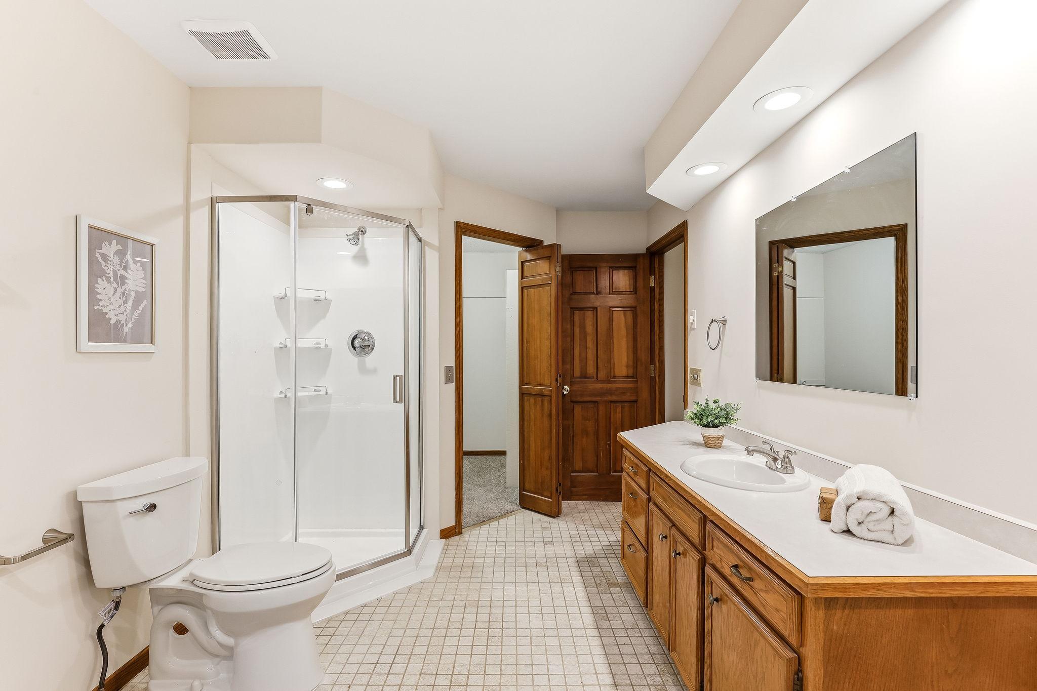 4211 Redding Ridge Drive Minnetonka, MN 55345 - Photo 22 of 46
