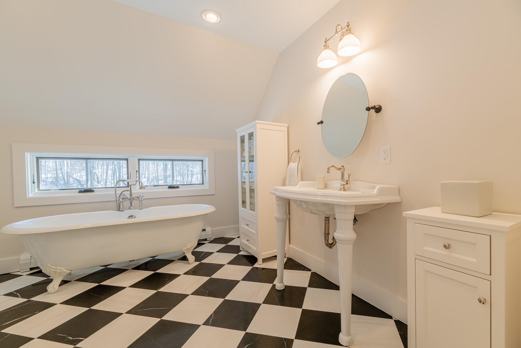 1058 Granger Hollow Road Shaftsbury, VT 05257 - Photo 17 of 25