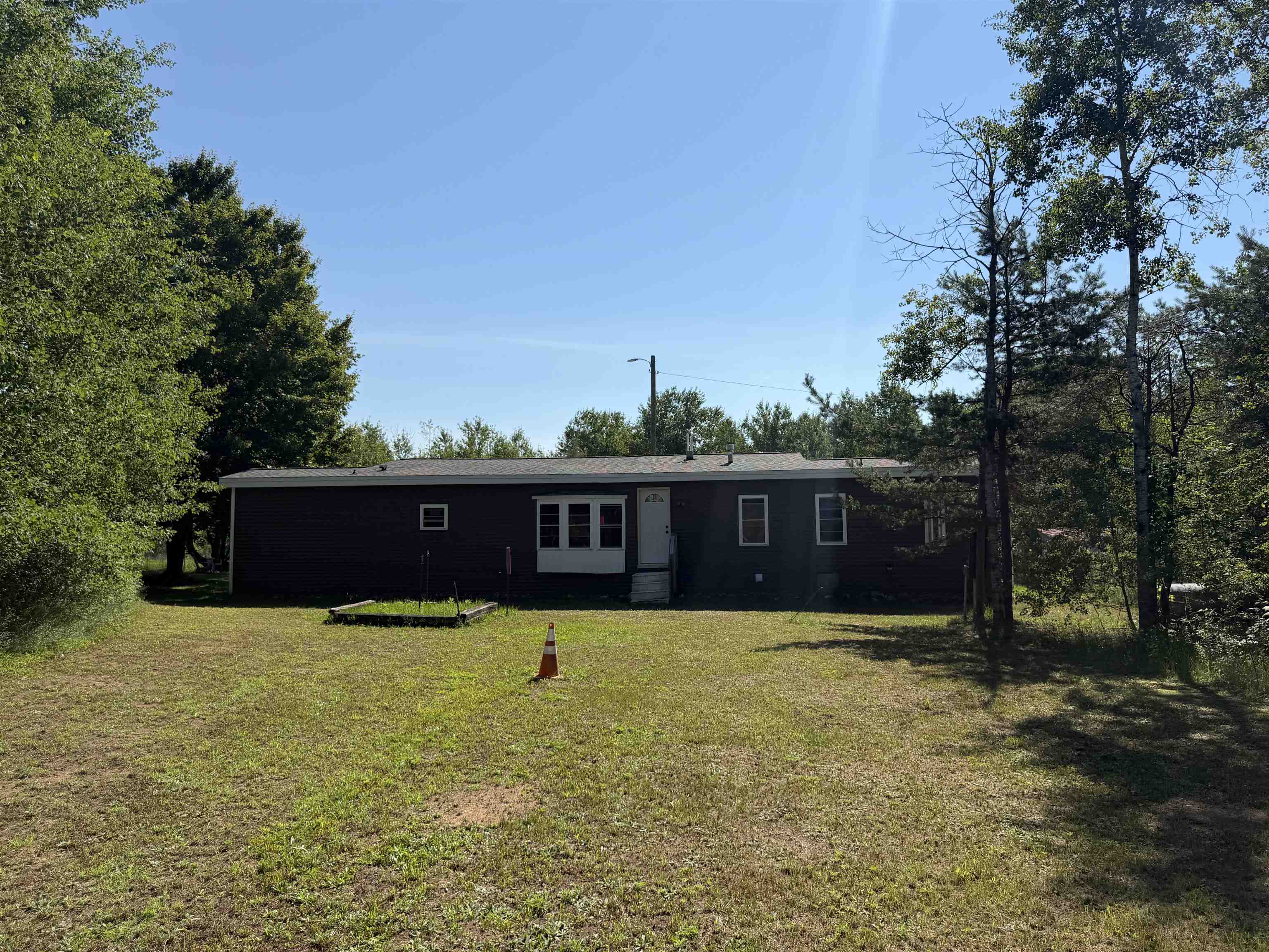 8819 Harlan Road Copemish, MI 49625 - Photo 8 of 35 1947877-bb2e7f6e-4f80-4530-b1d8-d61da47bb89b.JPG