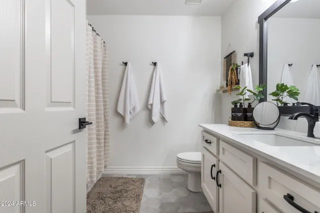 $4,000 | 16801 North 94th Street, Unit 2015, Scottsdale, AZ 85260