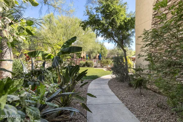 $4,000 | 16801 North 94th Street, Unit 2015, Scottsdale, AZ 85260
