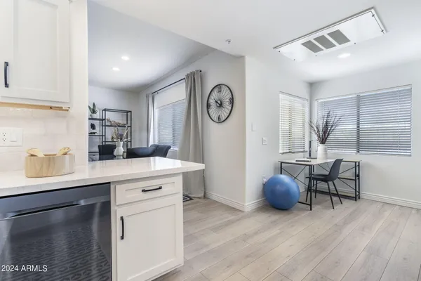 $4,000 | 16801 North 94th Street, Unit 2015, Scottsdale, AZ 85260