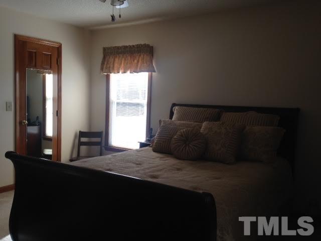 1386 Warren Road Dunn, NC 28334 - Photo 20 of 23 Spacious rooms and closets