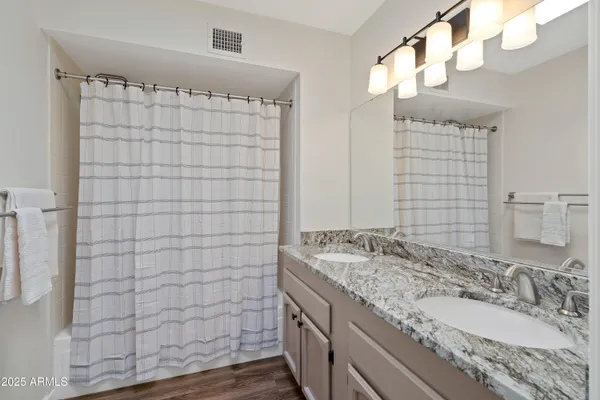 $384,900 | 1900 East Foothills Drive, Sierra Vista, AZ 85635