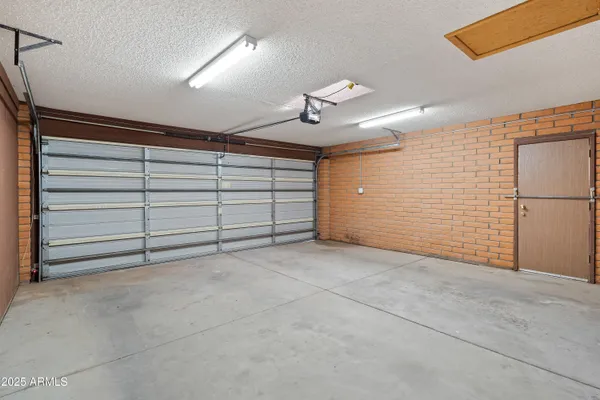 $384,900 | 1900 East Foothills Drive, Sierra Vista, AZ 85635