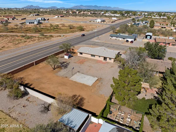 $384,900 | 1900 East Foothills Drive, Sierra Vista, AZ 85635