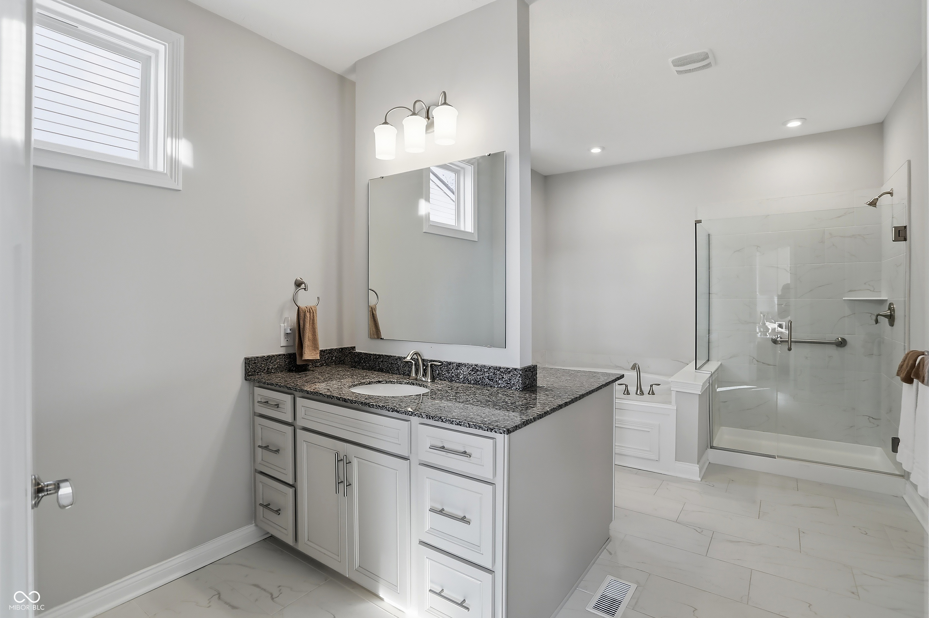 16067 Loire Valley Drive Fishers, IN 46037 - Photo 26 of 54