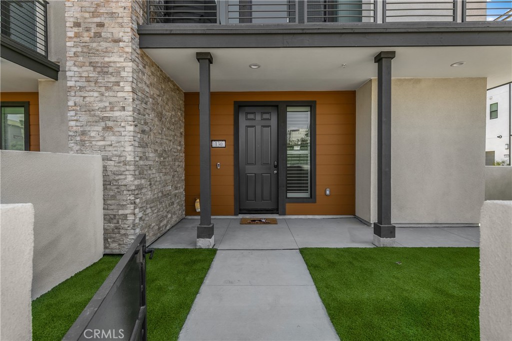 130 Rondo Irvine, CA 92618 - Photo 33 of 36