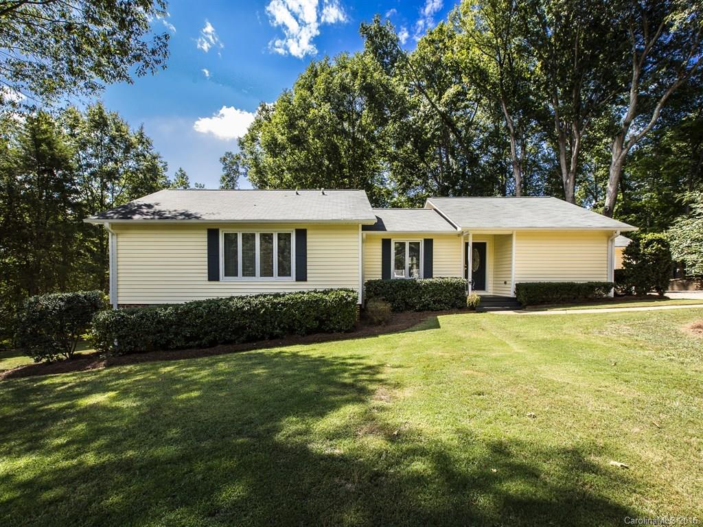 1547 Brook Drive Fort Mill, SC 29708 - Photo 1 of 21 Gallery Image 1