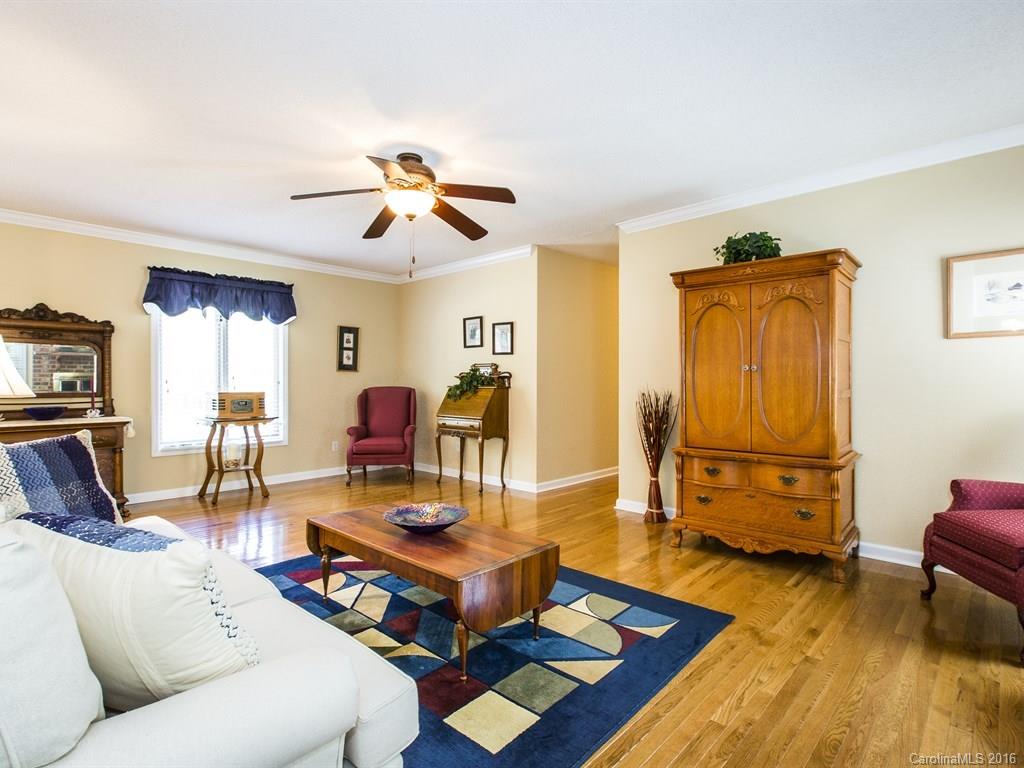 1547 Brook Drive Fort Mill, SC 29708 - Photo 4 of 21 Gallery Image 4