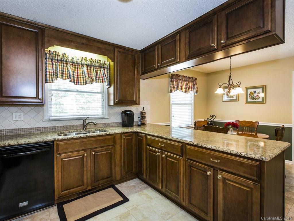 1547 Brook Drive Fort Mill, SC 29708 - Photo 9 of 21 Gallery Image 9
