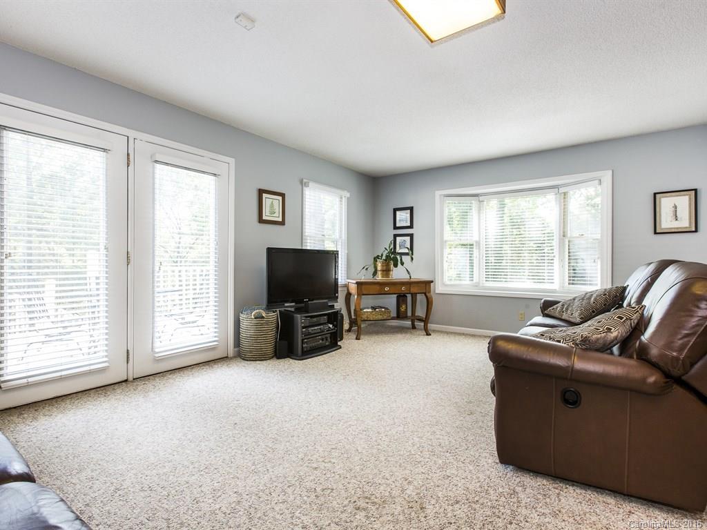1547 Brook Drive Fort Mill, SC 29708 - Photo 10 of 21 Gallery Image 10