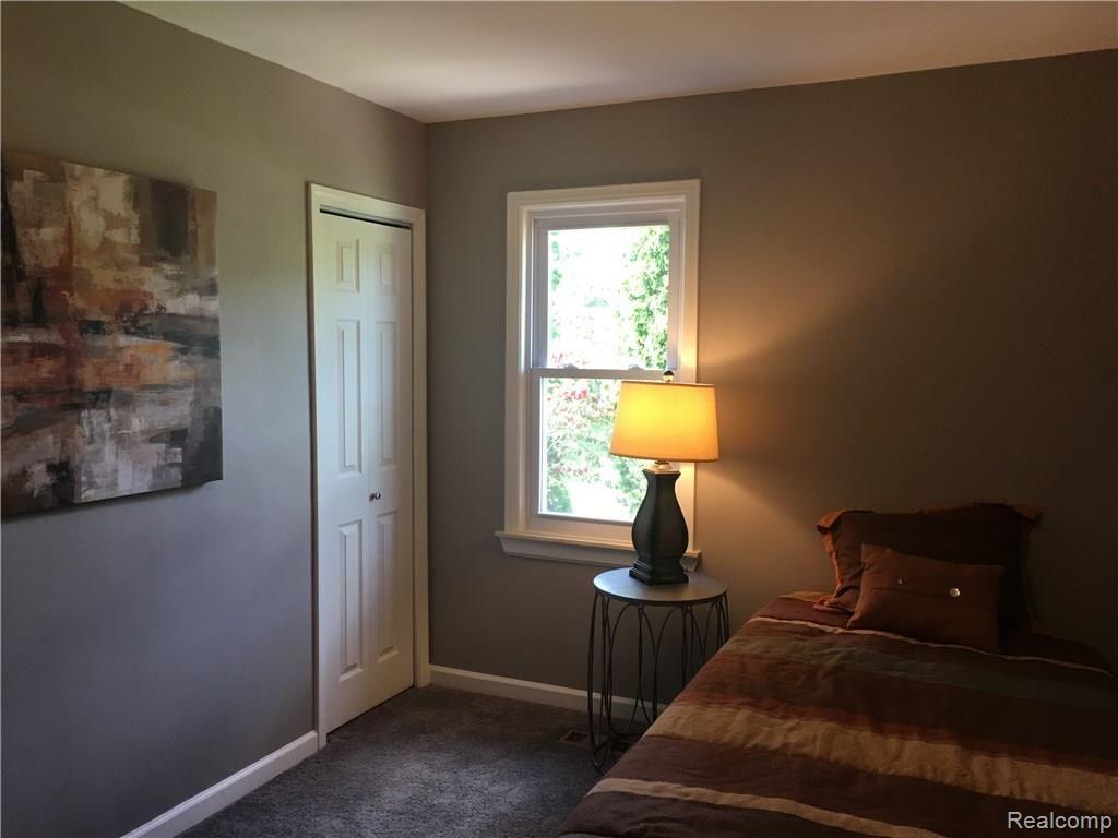 500 Munger Road Holly, MI 48442 - Photo 6 of 15 Second bedroom