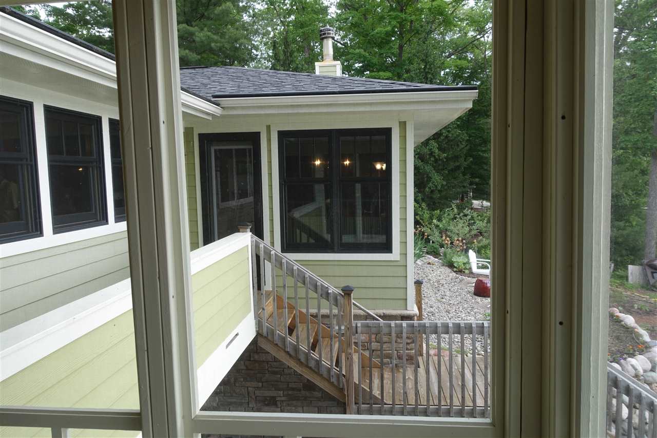 246 Highview Road Traverse City, MI 49696 - Photo 11 of 44 1870016-10.JPG
