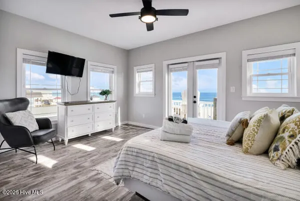$1,575,000 | 3200 Gray Street, North Topsail Beach, NC 28460