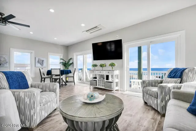 $1,575,000 | 3200 Gray Street, North Topsail Beach, NC 28460
