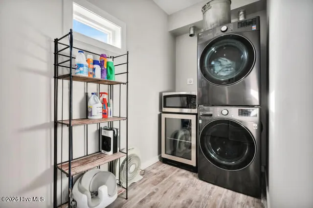 $1,575,000 | 3200 Gray Street, North Topsail Beach, NC 28460