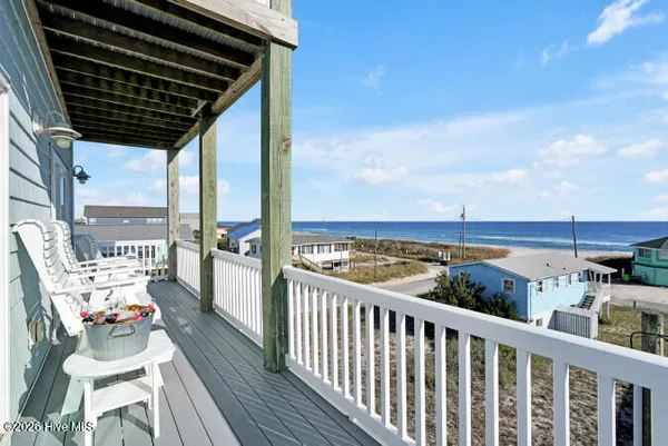 $1,575,000 | 3200 Gray Street, North Topsail Beach, NC 28460