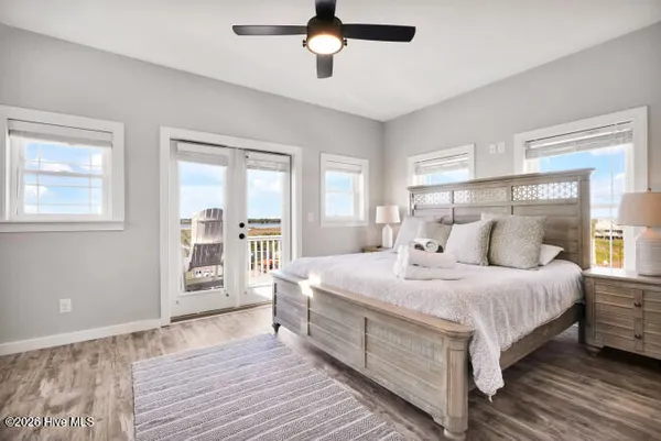 $1,575,000 | 3200 Gray Street, North Topsail Beach, NC 28460