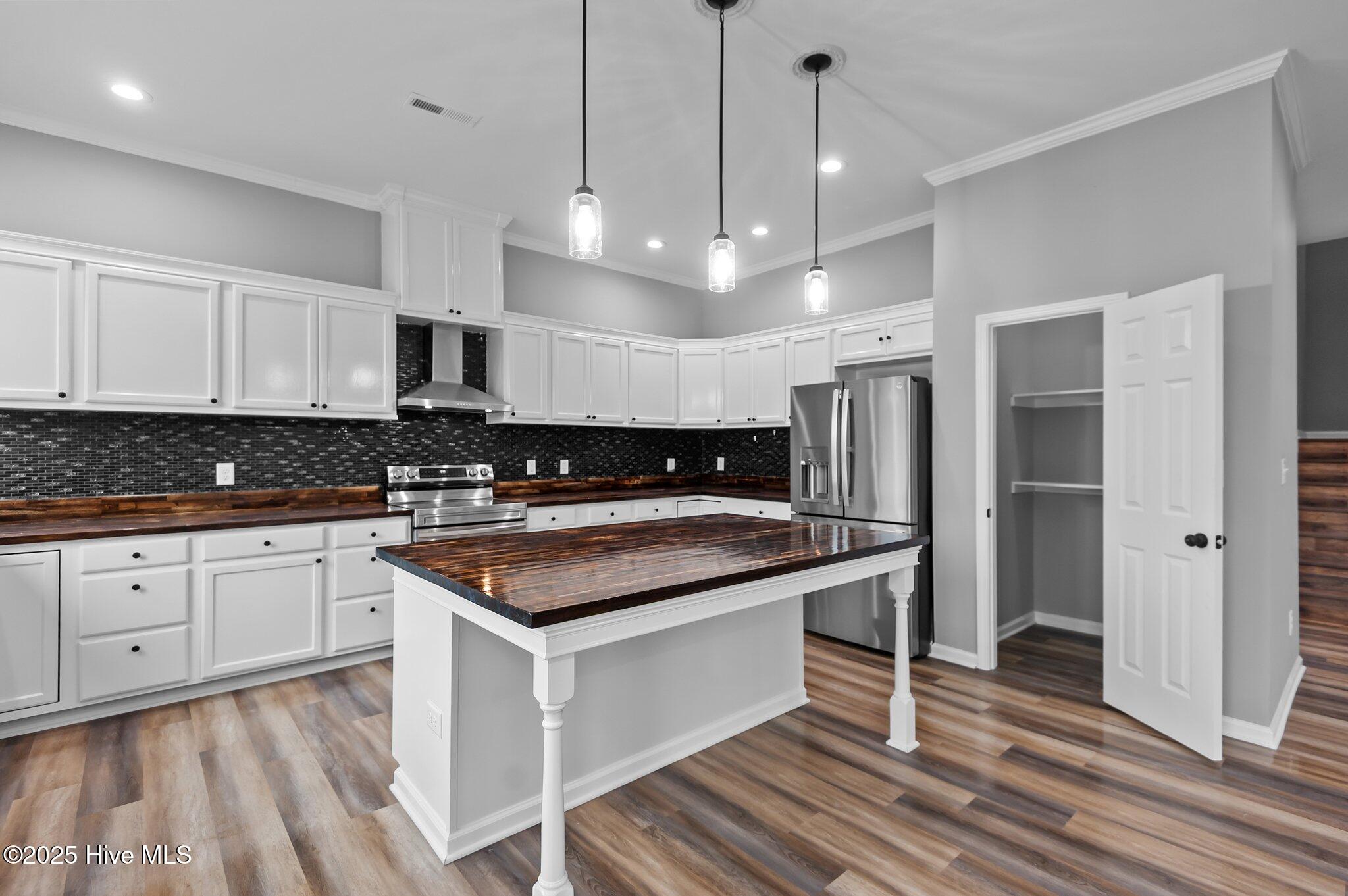 2176 Free Union Church Road Pinetown, NC 27865 - Photo 11 of 51 27-web-or-mls-_DSC9401