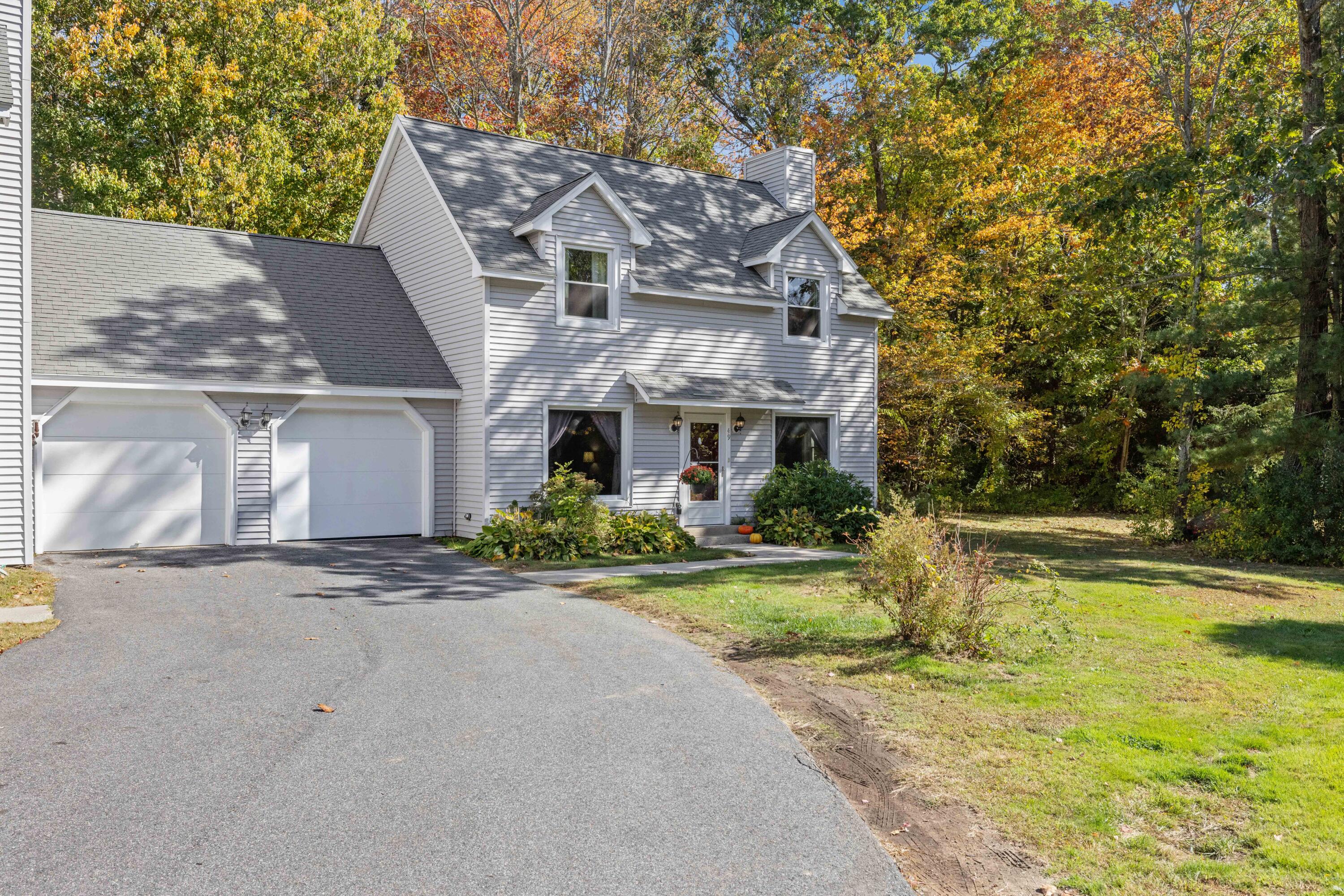 29 Old Orchard Road, Unit 49 Saco, ME 04072 - Photo 2 of 37 3G0A1274