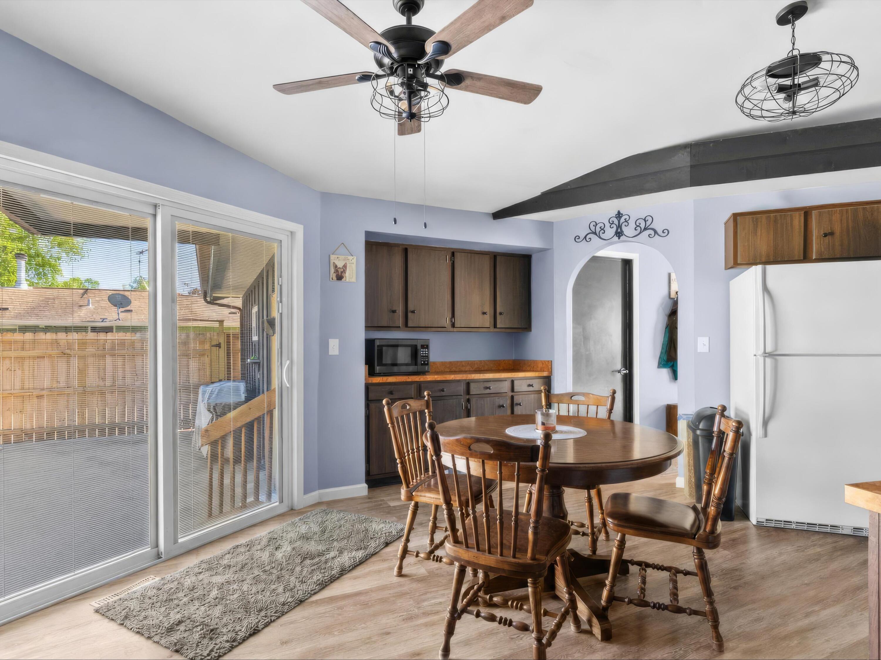 3919 Martin Lane Two Rivers, WI 54241 - Photo 8 of 31 13-013_3114778_01032